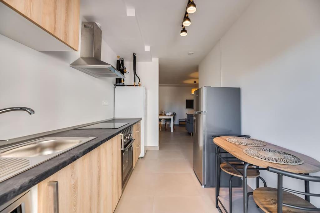 Lxr Lombok 2Hab Junto Al Mar Lejlighed Fuengirola Eksteriør billede